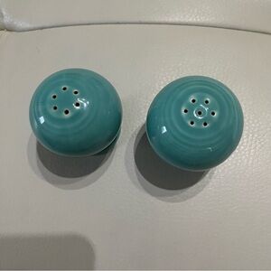 Vintage ball Fiesta ware salt and pepper shakers turquoise perfect condition